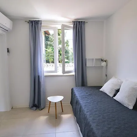 Sunshine Apartment