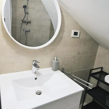 Sunshine Apartment